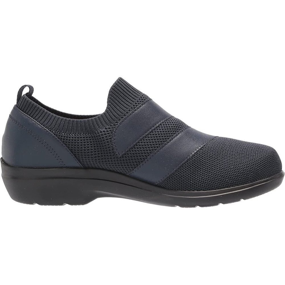 Clarks Womens Sashlyn Edge Navy Combi NEW Slip‎ On 5 M Closed Toe Flats